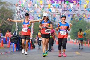 BIB: 407, 48120
                            <button type="button" onclick="openModal(9904668)" class="btn btn-primary btn-sm float-right btn-popup" data-toggle="modal" data-target=".modal-high-quality">
                        <i class="fas fa-shopping-cart"></i> Add to Cart
                    </button>
                                            <button type="button" onclick="isThisMe(9904668, true)" class="btn btn-success btn-sm float-right btn-popup btn-isme hidden" data-toggle="tooltip" data-placement="bottom" title="นี่คือรูปของคุณใช่ไหม คลิกที่นี่เพื่อเอาเข้าอัลบั้ม">
                        <i class="fas fa-plus"></i> Add to album
                    </button>
                    <button type="button" onclick="isThisMe(9904668, false)" class="btn btn-warning btn-sm float-right btn-popup btn-isnotme hidden">
                        <i class="fas fa-ban"></i> Remove from album
                    </button>